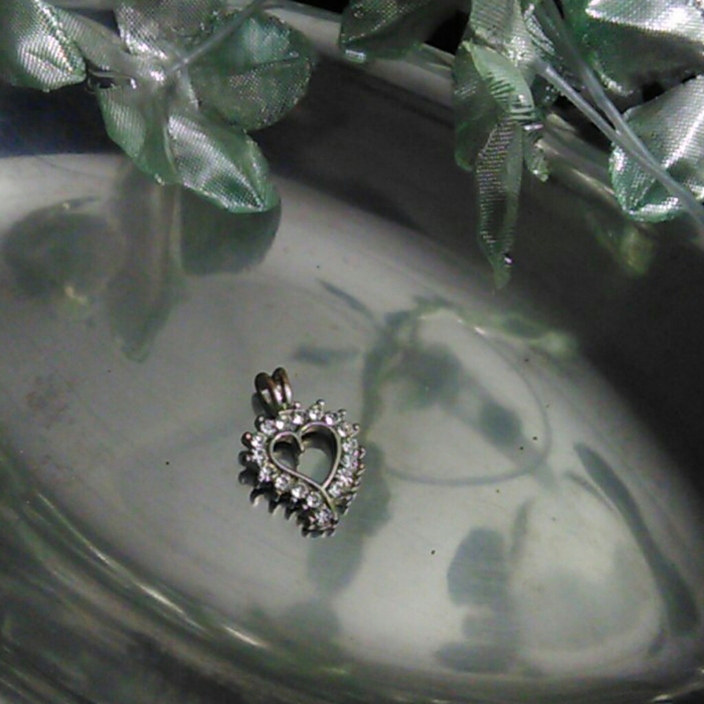 Heart charm ❤️ - Picture 2 of 3
